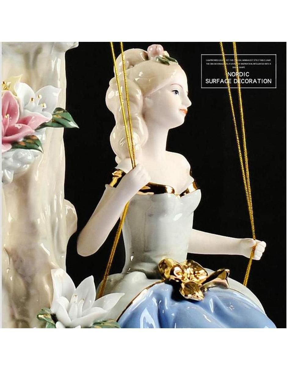 Figura de mujer Universal de porcelana 6