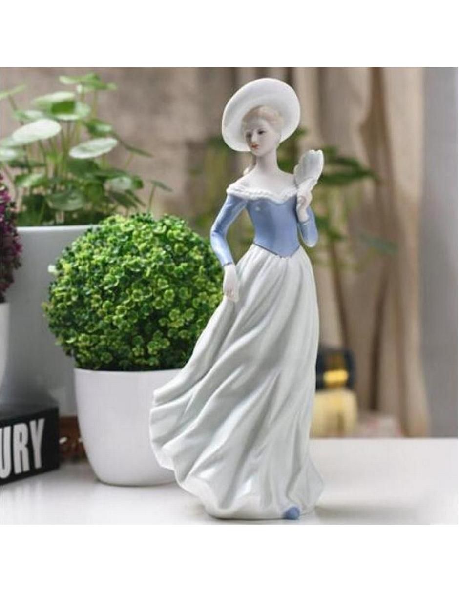 Figura de mujer Universal de porcelana 3