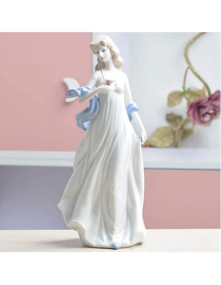 Figura de mujer Universal de porcelana 2